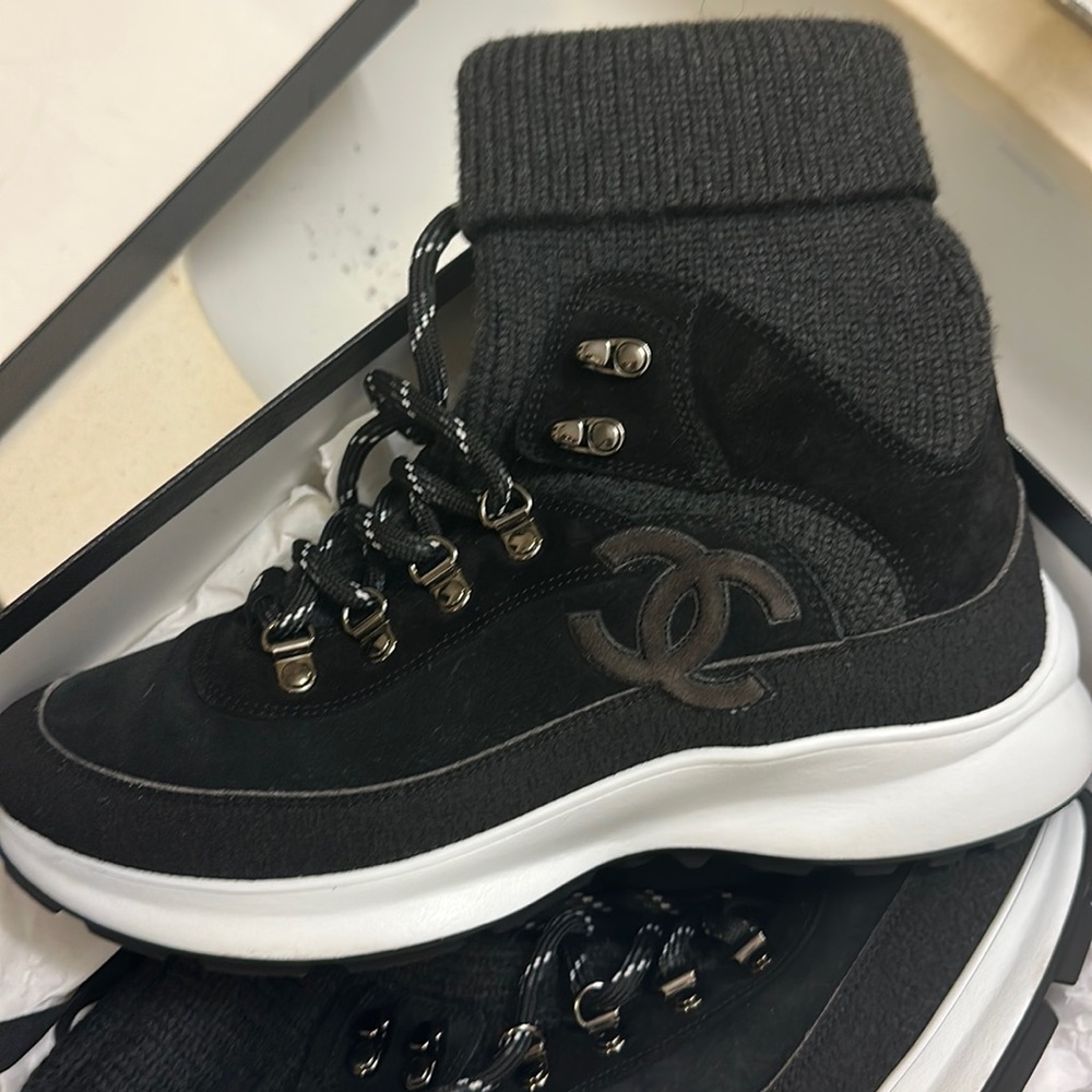 CHANEL SPORT SOCK SNEAKERS BLACK Size 40